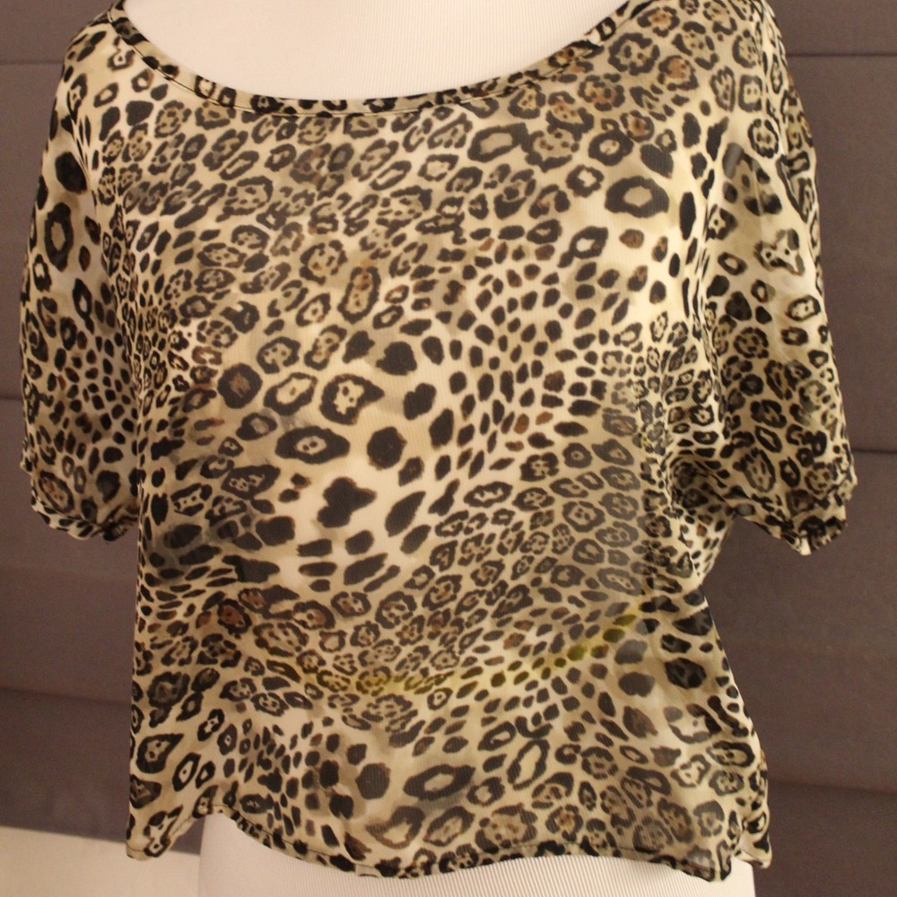 Vintage Lightweight black puppy light weight leopard shirt